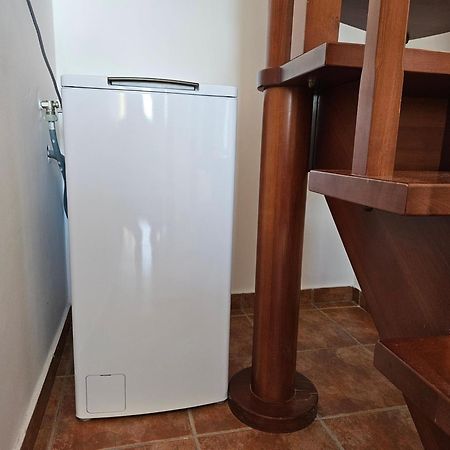 Akitos Maisonette Adamantas  Buitenkant foto