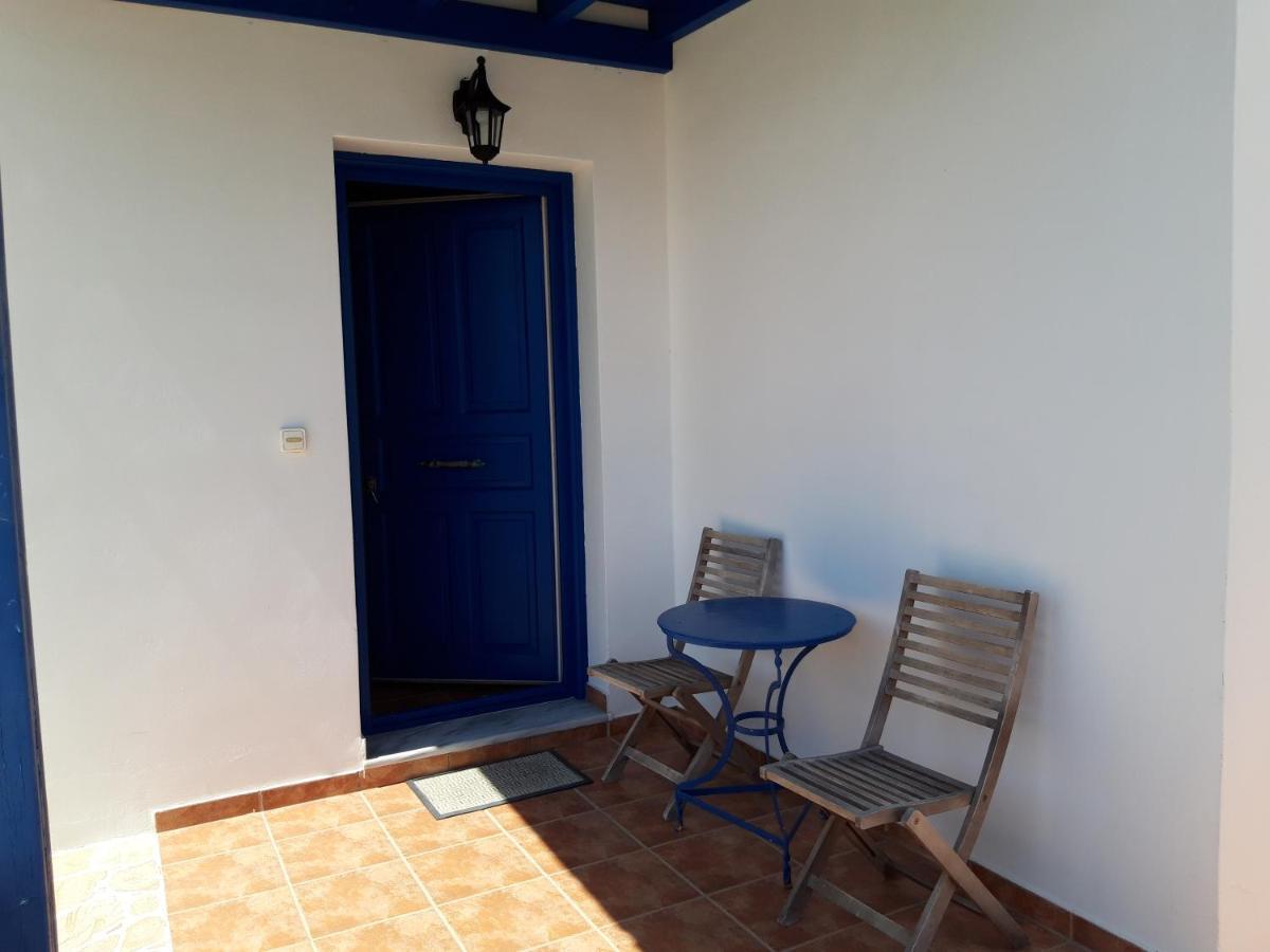 Akitos Maisonette Adamantas  Buitenkant foto