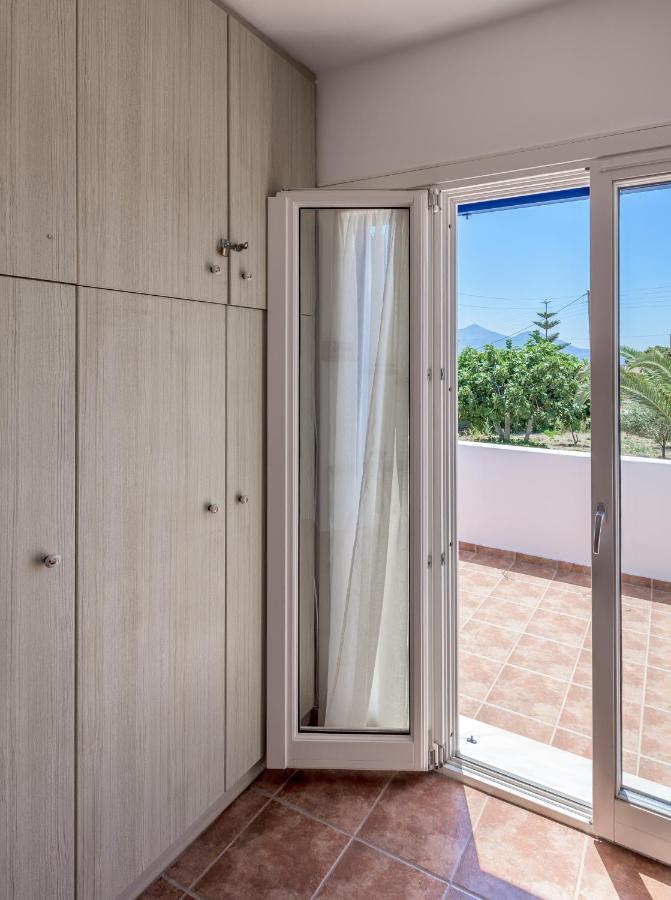 Akitos Maisonette Adamantas  Buitenkant foto