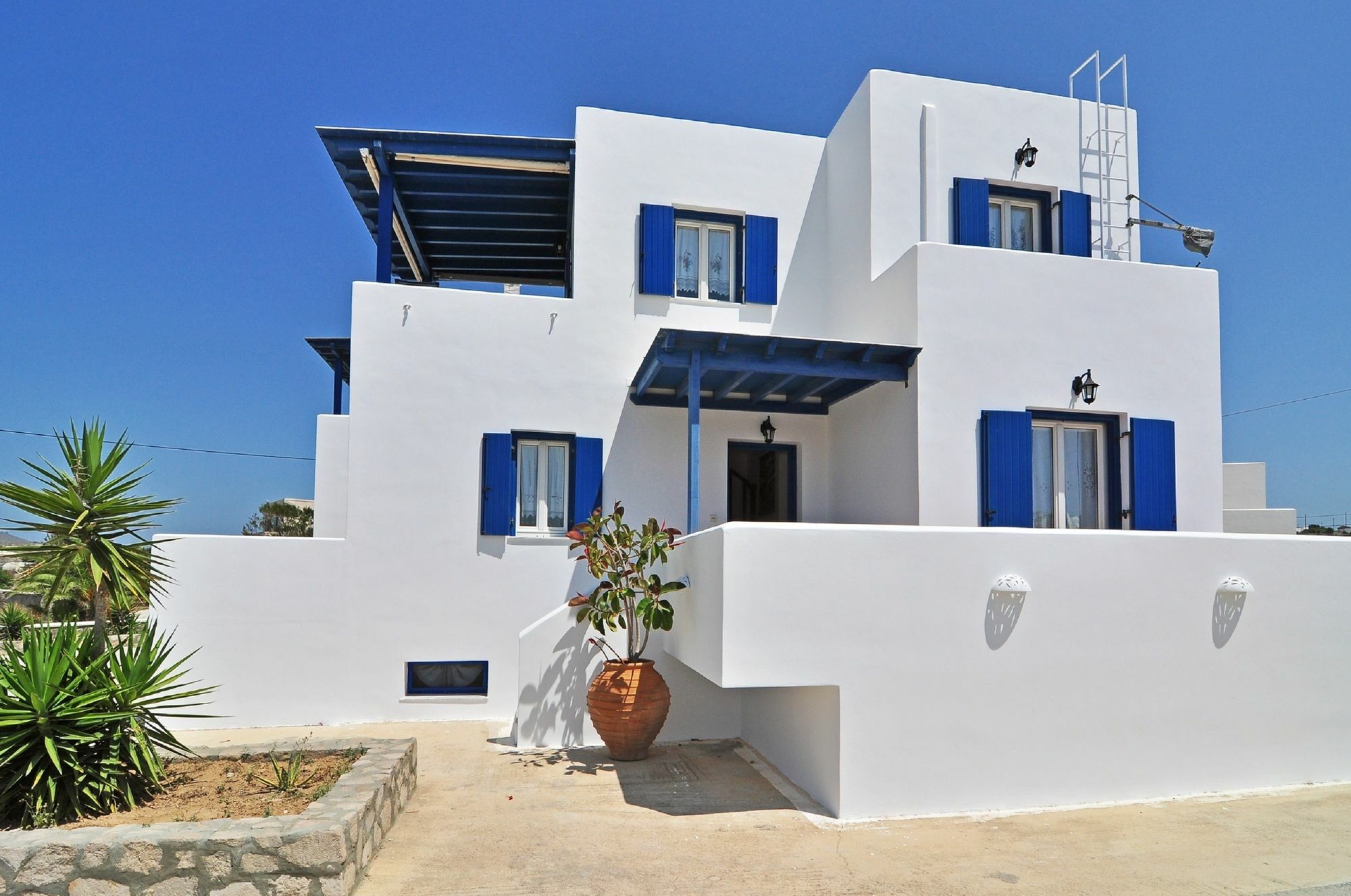 Akitos Maisonette Adamantas  Buitenkant foto